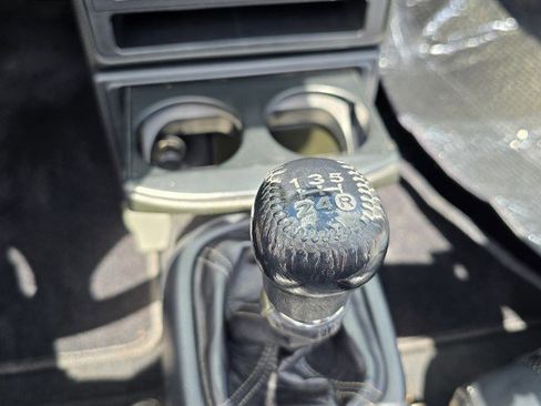 Used 2001 Toyota MR2 image 19