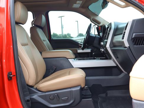 Used 2022 Ford F250 Lariat w/ Tremor Off-Road Package AWD/4WD image 35