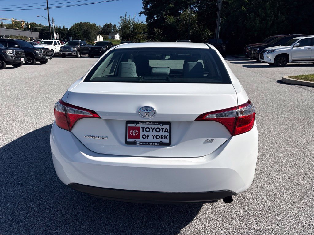Used 2016 Toyota Corolla LE FWD image 4