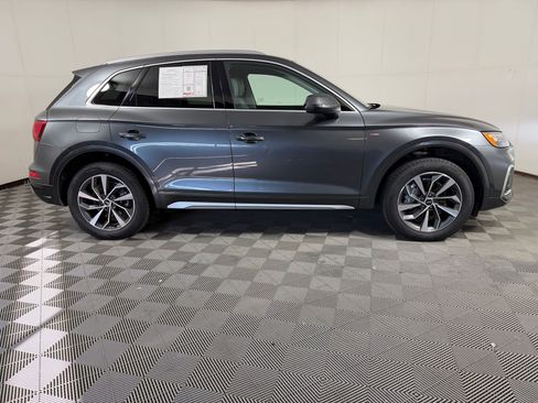 Used 2023 Audi Q5 2.0T Premium w/ Convenience Package AWD/4WD image 8