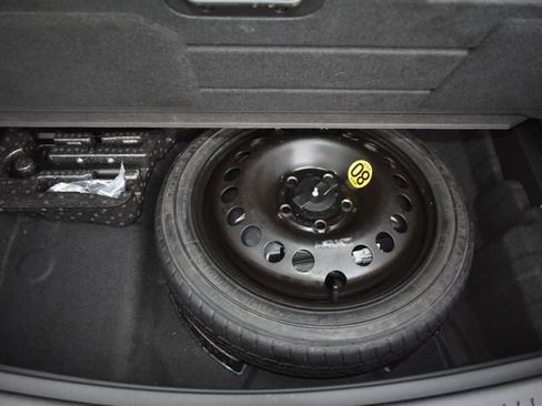 Used 2020 Buick Encore GX Essence w/ Experience Buick Package image 39