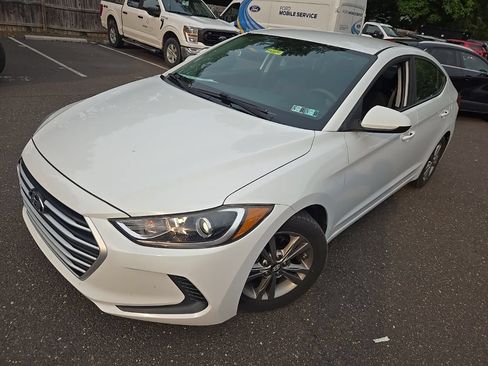 Used 2018 Hyundai Elantra SEL w/ Cargo Package FWD image 3