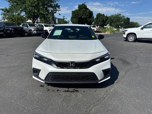 Used 2024 Honda Civic Sport image 2