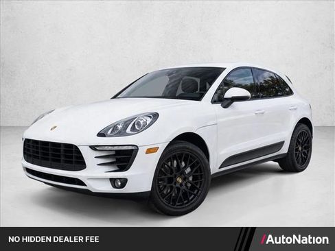 Used 2018 Porsche Macan AWD/4WD image 1