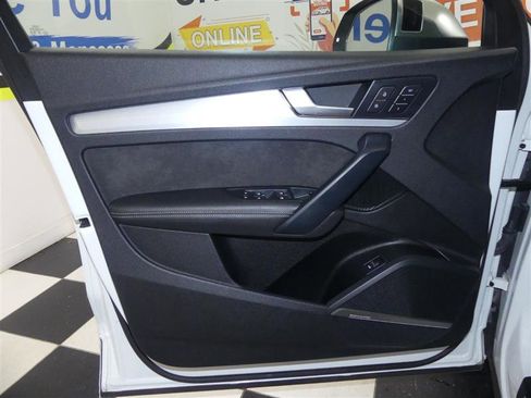 Used 2020 Audi SQ5 Premium Plus image 23