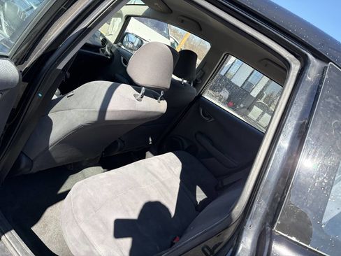 Used 2013 Honda Fit image 17