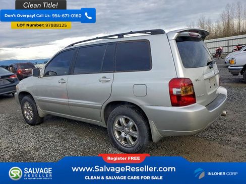 Used 2007 Toyota Highlander 4WD V6 w/ 3rd Row image 3