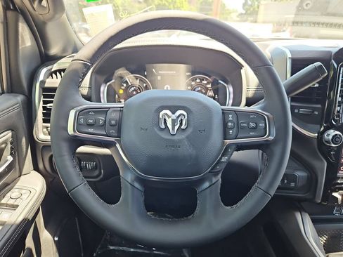 New 2026 RAM 2500 Laramie AWD/4WD image 20
