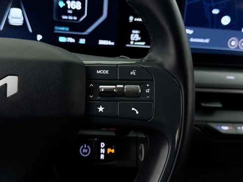 Certified 2024 Kia EV9 Light Long Range RWD image 38