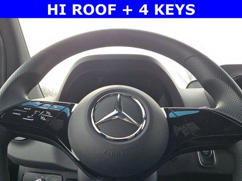 New 2025 Mercedes-Benz Sprinter 2500 image 25