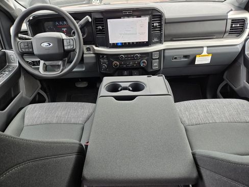 New 2026 Ford F250 XLT w/ XLT Premium Package AWD/4WD image 13