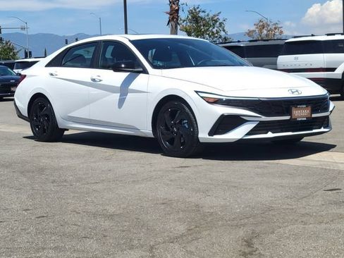 New 2026 Hyundai Elantra SEL Sport FWD image 34