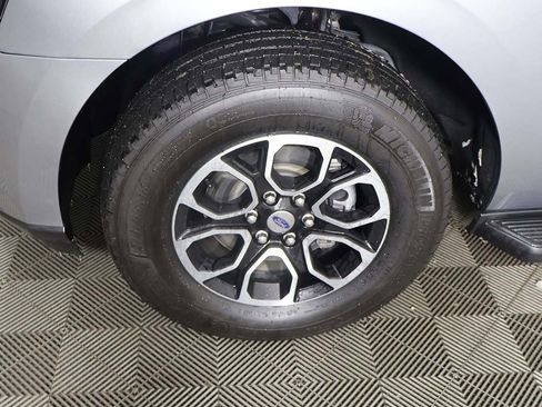 Used 2024 Ford Expedition XLT image 20