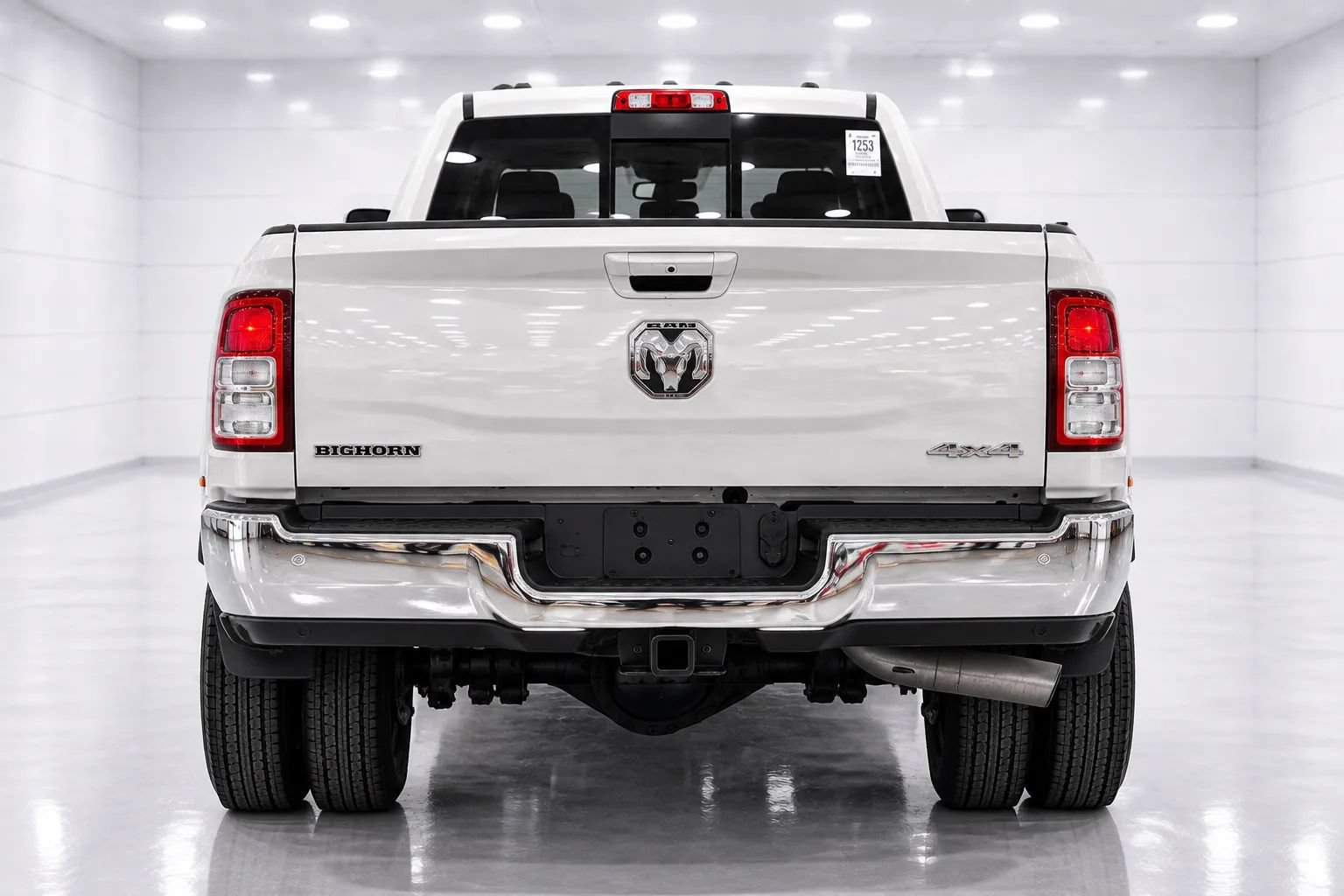 Used 2022 RAM 3500 Big Horn AWD/4WD image 4