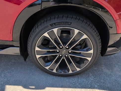 New 2026 Chevrolet Blazer EV SS image 3