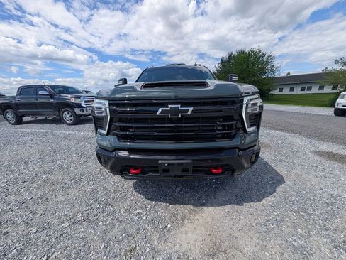 Used 2025 Chevrolet Silverado 2500 LT w/ Trail Boss Package AWD/4WD image 10