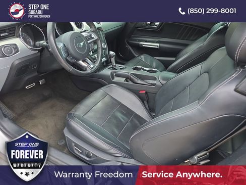 Used 2015 Ford Mustang Premium image 11