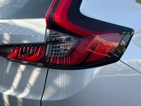 Certified 2025 Honda CR-V EX image 7