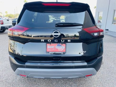 Certified 2023 Nissan Rogue SV image 6
