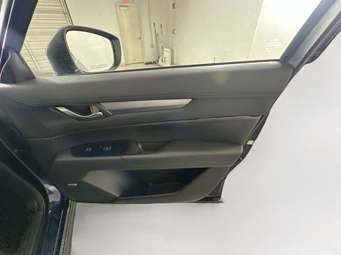 Used 2018 MAZDA CX-5 Touring w/ Preferred Equipment Package FWD image 33