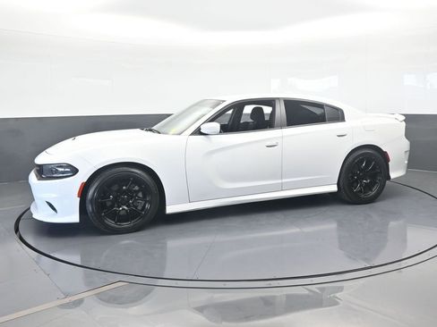 Used 2022 Dodge Charger GT image 2