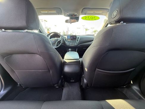 Used 2025 Chevrolet Malibu RS image 13