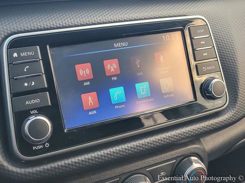 Used 2023 Nissan Kicks S image 14