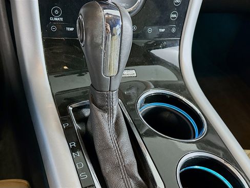 Used 2013 Ford Edge Limited image 25