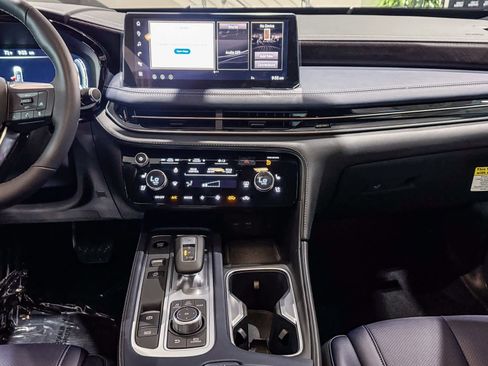 New 2026 INFINITI QX60 Sport image 13