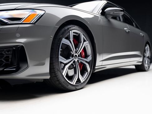 Used 2024 Audi S6 Premium Plus w/ Premium Plus Package image 76
