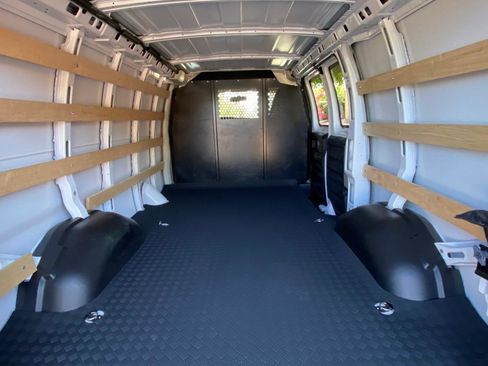 Used 2025 Chevrolet Express 2500 w/ Driver Convenience Package RWD image 51