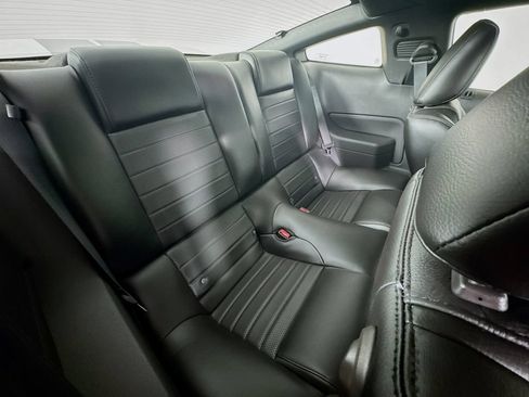Used 2007 Ford Mustang GT Premium RWD image 25