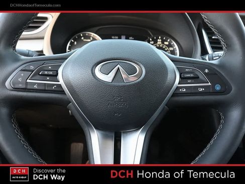 Used 2021 INFINITI QX50 Sensory image 9