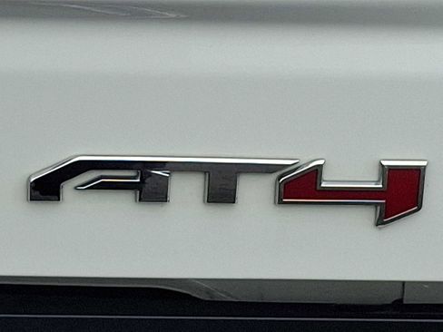 Used 2022 GMC Sierra 1500 AT4 w/ AT4 Premium Package image 29