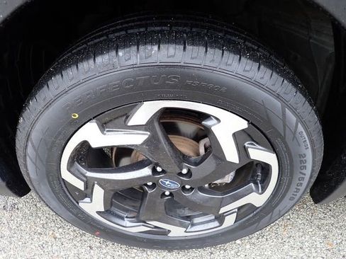 Used 2023 Subaru Crosstrek 2.5i Limited image 12