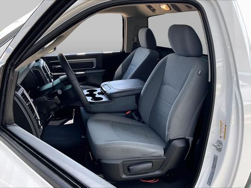 Used 2019 RAM 1500 Express w/ Express Value Package RWD image 8