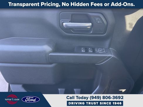 Used 2020 Chevrolet Silverado 1500 Custom w/ Custom Value Package RWD image 24