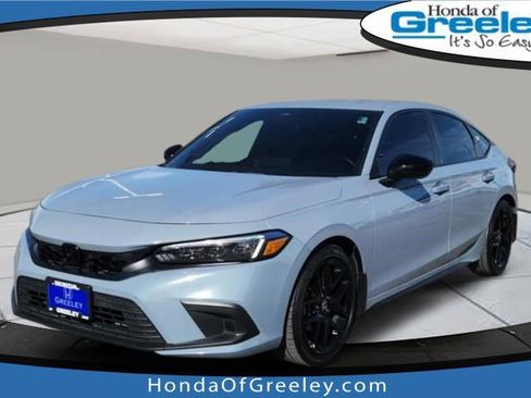 Used 2023 Honda Civic Sport image 1