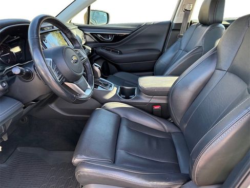 Used 2023 Subaru Legacy Limited image 9