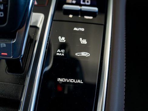 Certified 2023 Porsche Panamera 4S AWD/4WD image 13