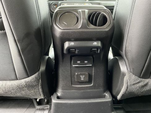 Certified 2021 Jeep Wrangler Unlimited Sahara image 39