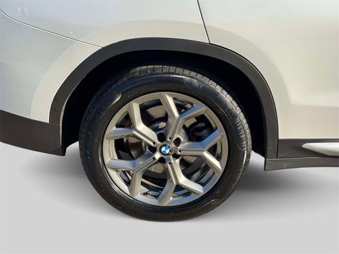 Certified 2023 BMW X3 xDrive30i w/ Convenience Package image 9