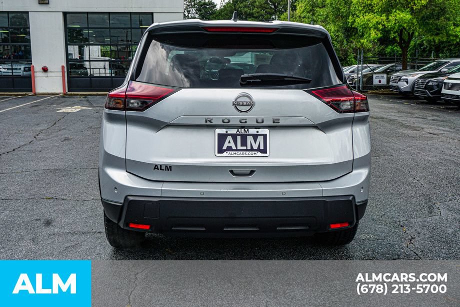 Used 2024 Nissan Rogue S FWD image 10