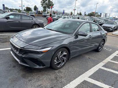 Used 2024 Hyundai Elantra Limited