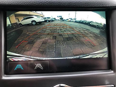 Used 2018 Chevrolet Cruze LT FWD image 22