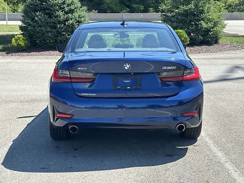 Used 2019 BMW 330i xDrive Sedan w/ Premium Package AWD/4WD image 4