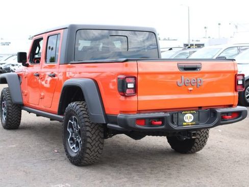 Used 2023 Jeep Gladiator Rubicon w/ LED Lighting Group AWD/4WD image 3