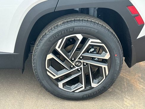 New 2026 Hyundai Tucson Limited image 19