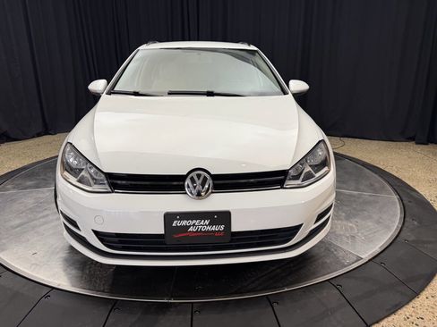 Used 2015 Volkswagen Golf S image 3