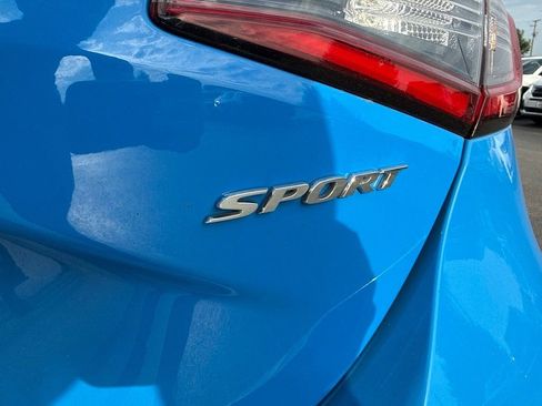 Used 2024 Honda Civic Sport image 4
